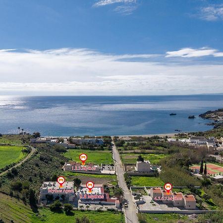 Mythos Villas Damnoni Buitenkant foto